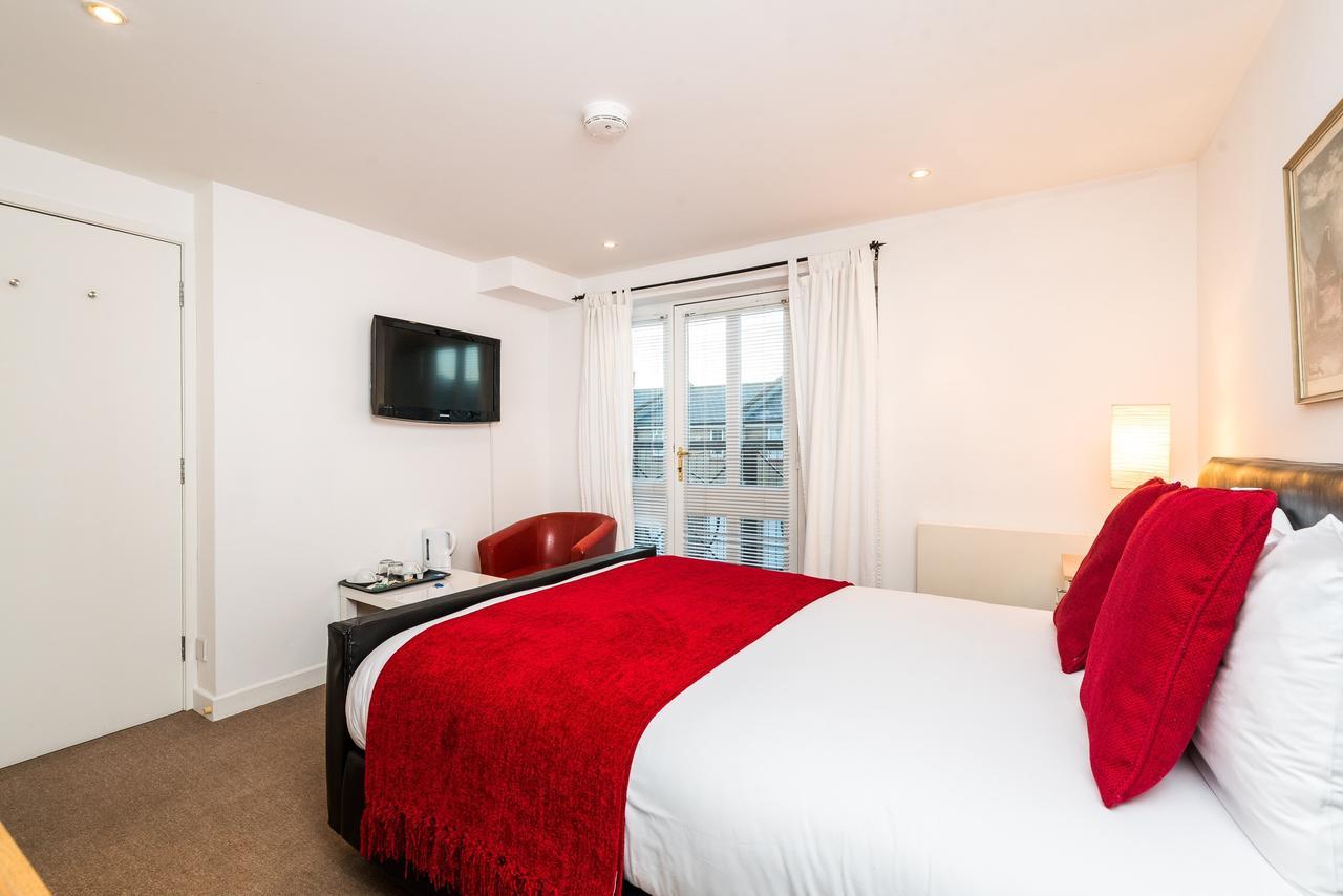 Riverbank Stay London Exterior foto